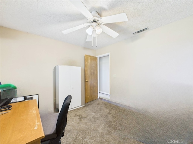 40170 Hillsborough Loop, Oakhurst, CA 93644 - carpeted office space featuring a ceiling fan and a textured ceiling