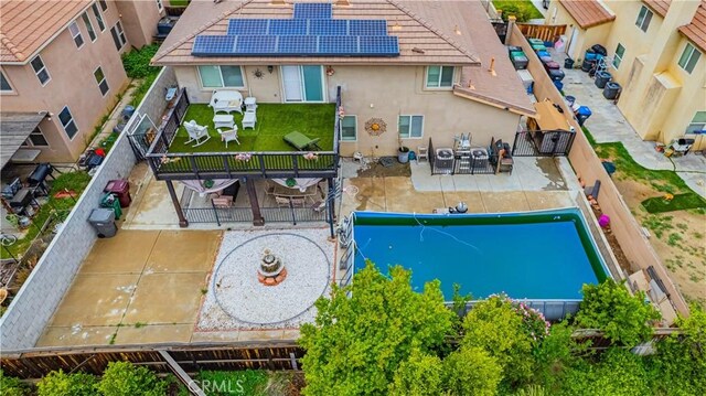 aerial view of property and surrounding area
