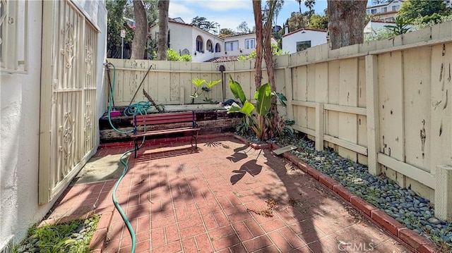 2001 Kenilworth Ave, Los Angeles, CA 90039 - view of patio featuring fence