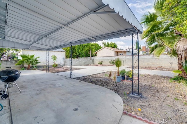 6255 Satsuma Ave, North Hollywood, CA 91606 - fenced backyard with a patio