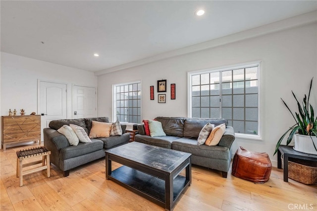 2461 Oneida St Unit B, Pasadena, CA 91107 - living area featuring light wood-style flooring and recessed lighting