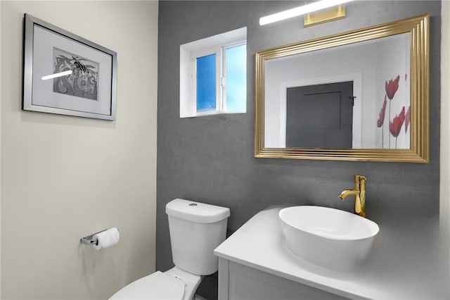 424 E Angeleno Ave, San Gabriel, CA 91776 - half bath with toilet and vanity