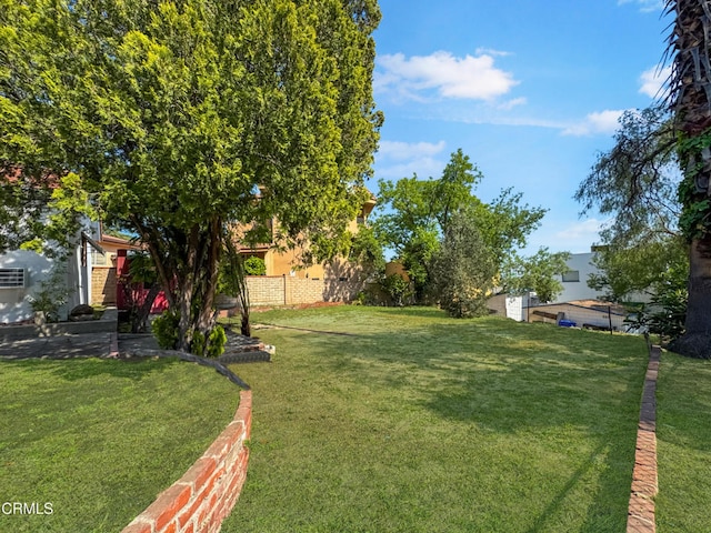 2708 Sanborn Ave, La Crescenta, CA 91214 - view of yard