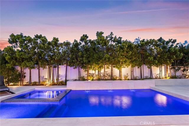 1530 Anita Ln, Newport Beach, CA 92660 - outdoor pool featuring an in-ground hot tub