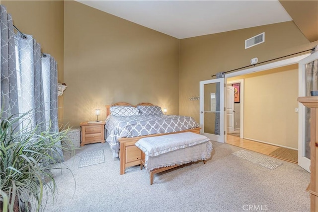 bedroom featuring carpet floors