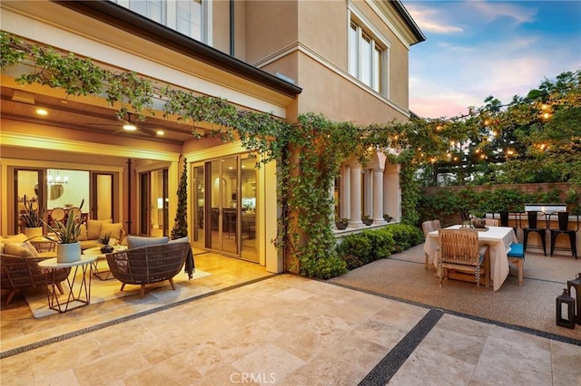 25 Tenderfoot, Irvine, CA 92602 - lobby with a towering ceiling