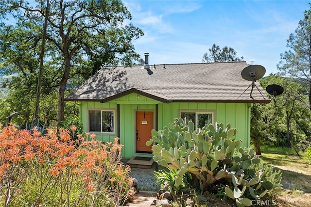 12760 Center Gap Rd, Chico, CA 95928 - view of front facade with roof with shingles and board and batten siding