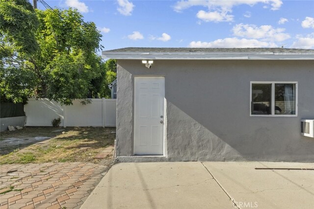 19903 Vanowen St, Winnetka, CA 91306 - view of outbuilding with fence