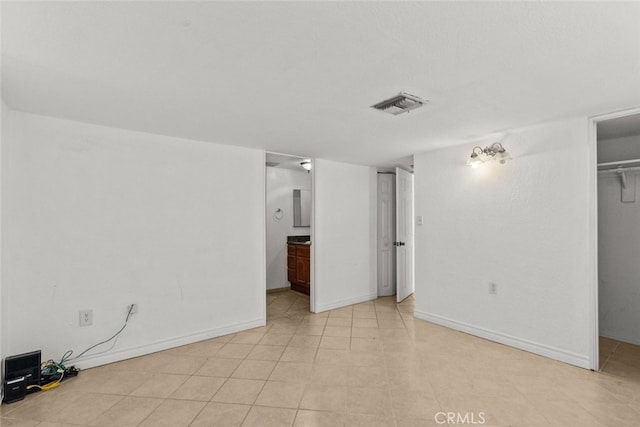 19903 Vanowen St, Winnetka, CA 91306 - unfurnished room with baseboards