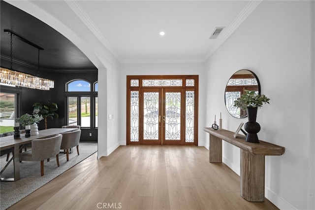 34105 Stage Rd, Temecula, CA 92592 - entrance foyer featuring wood finished floors, baseboards, healthy amount of natural light, ornamental molding, and recessed lighting