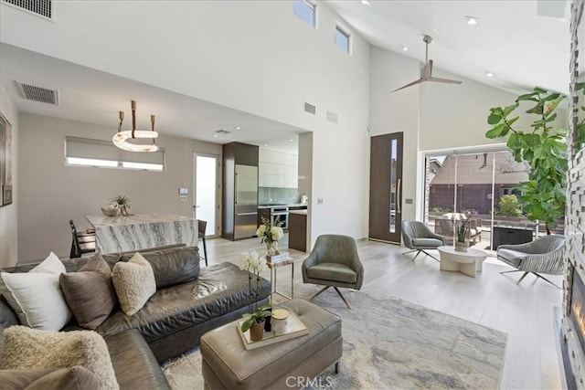 29 W Neapolitan Ln, Long Beach, CA 90803 - living area featuring light wood finished floors and recessed lighting
