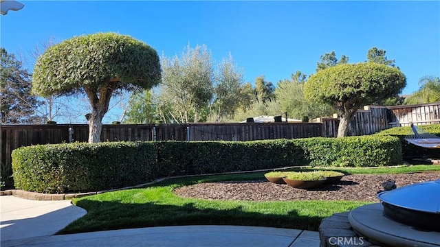 view of fenced backyard