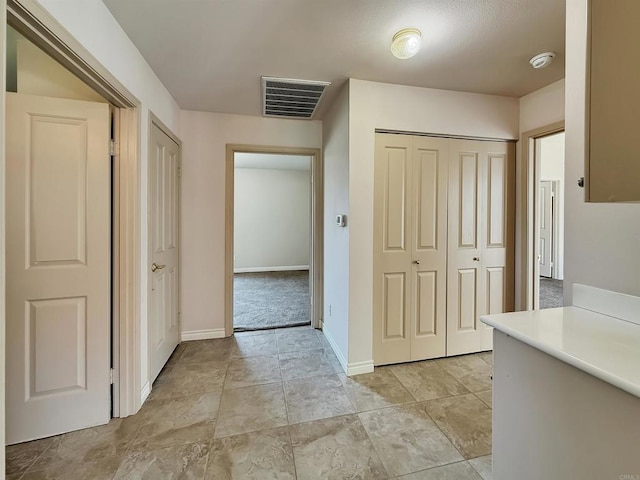 1074 Merrill Cir, Hemet, CA 92545 - hall with baseboards