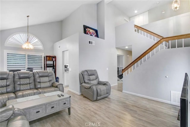 317 Aurora Dr, Perris, CA 92571 - photo 2