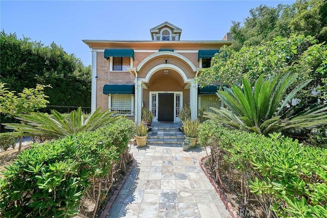 1023 S Wilton Pl, Los Angeles, CA 90019 - view of doorway to property