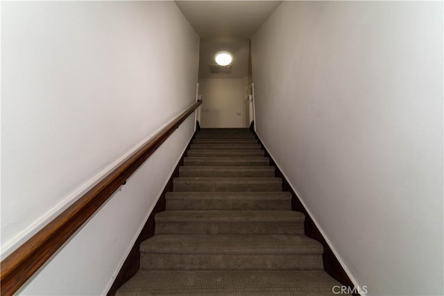 1023 S Wilton Pl, Los Angeles, CA 90019 - view of stairway