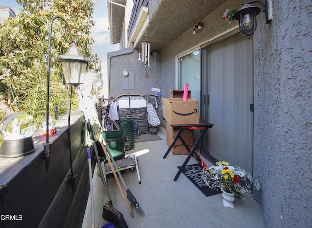 4578 Saviers Rd, Oxnard, CA 93033 - view of patio / terrace