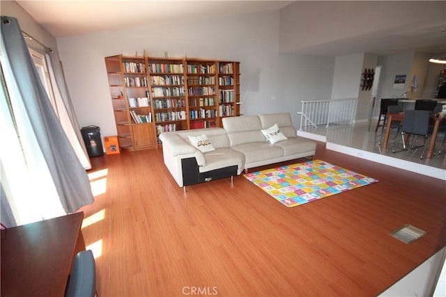 220 S Guadalupe Ave Unit 5, Redondo Beach, CA 90277 - living room featuring light wood-style flooring and lofted ceiling