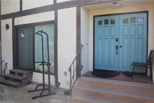 220 S Guadalupe Ave Unit 5, Redondo Beach, CA 90277 - doorway to property featuring stucco siding