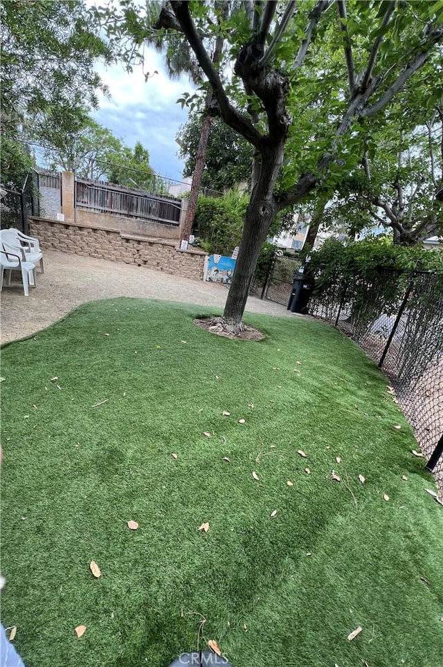 6990 Caminito Perico, San Diego, CA 92119 - view of fenced backyard
