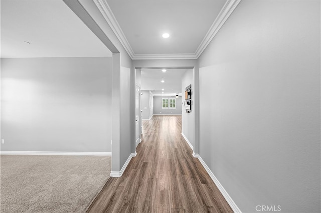 33378 Barmetta Ln, Temecula, CA 92592 - hallway featuring wood finished floors, baseboards, crown molding, and recessed lighting