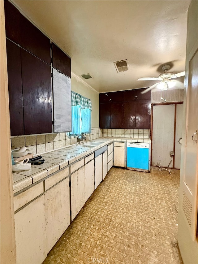 570 S Reed Ave, Reedley, CA 93654 - photo 10