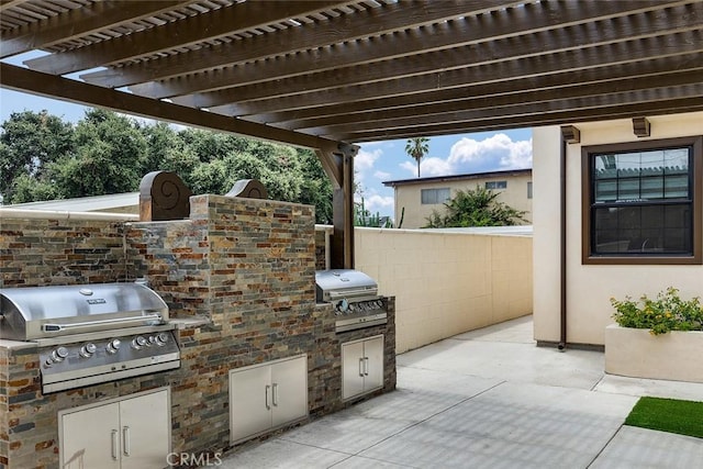 81 N Grand Oaks Ave Unit 102, Pasadena, CA 91107 - view of patio / terrace with grilling area, area for grilling, and a pergola
