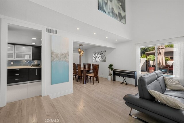 22835 Styles St, Woodland Hills, CA 91367 - photo 1
