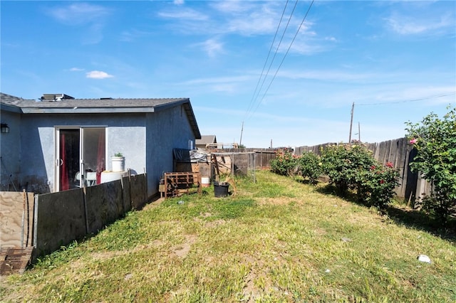 1451 Segovia Ct, Madera, CA 93638 - view of yard