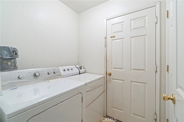 1451 Segovia Ct, Madera, CA 93638 - laundry room with washing machine and dryer