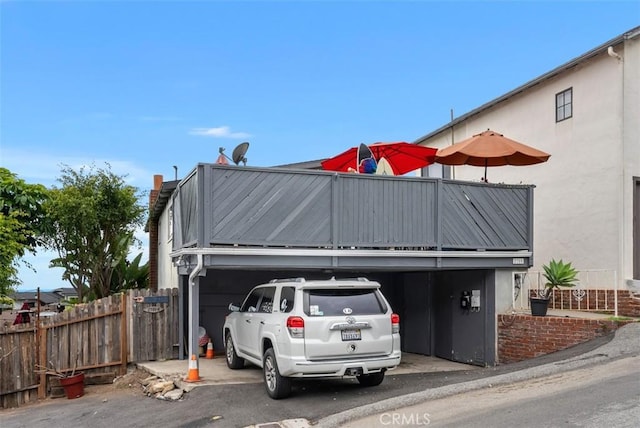 2785 Solana Way, Laguna Beach, CA 92651 - view of side of property featuring stucco siding