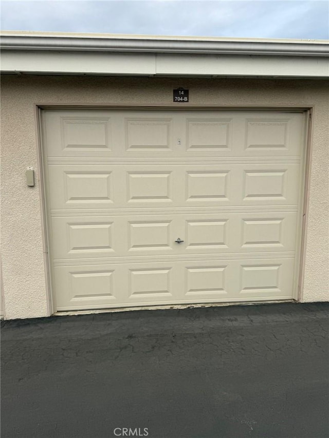 8566 Fallbrook Cir Unit C704B, Huntington Beach, CA 92646 - view of garage