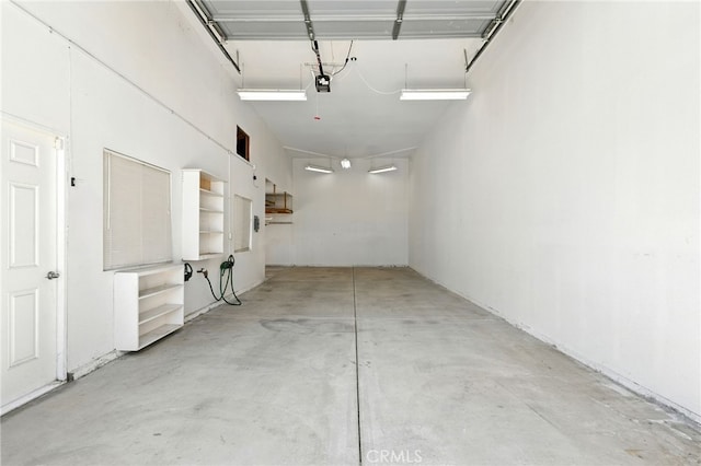 42133 Wagon Wheel Ln, Murrieta, CA 92562 - garage featuring a garage door opener