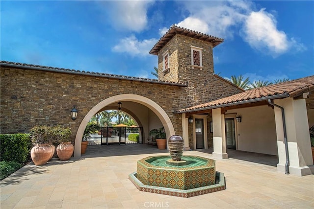 135 Bridle Path, Irvine, CA 92602 - view of patio with a gate