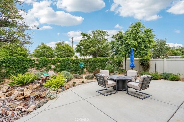 1436 Via Rojas, Hemet, CA 92545 - view of patio featuring a fenced backyard