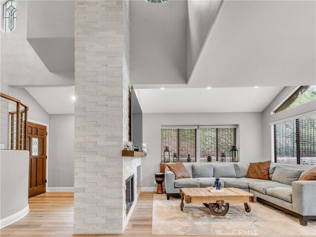 29729 Strawberry Hill Dr, Agoura Hills, CA 91301 - photo 22