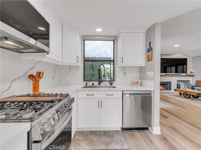29729 Strawberry Hill Dr, Agoura Hills, CA 91301 - photo 17