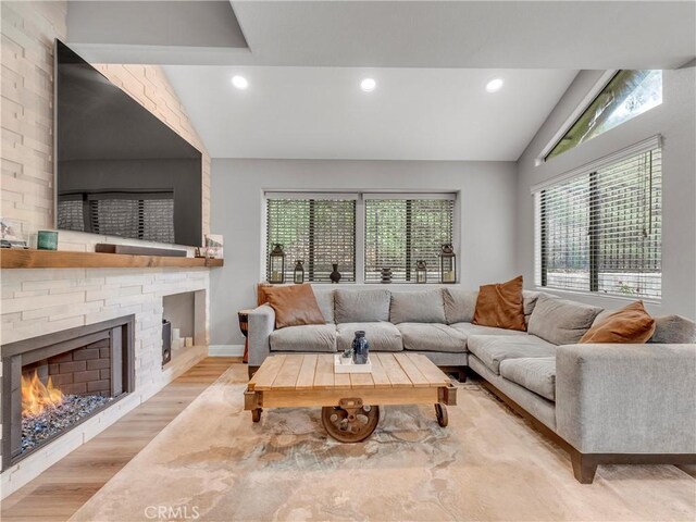 29729 Strawberry Hill Dr, Agoura Hills, CA 91301 - photo 7