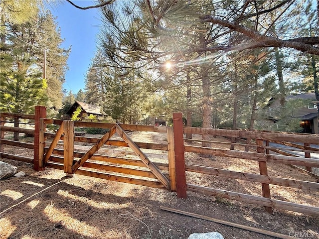 1827 Matterhorn Dr, Pine Mountain Club, CA 93222 - photo 2