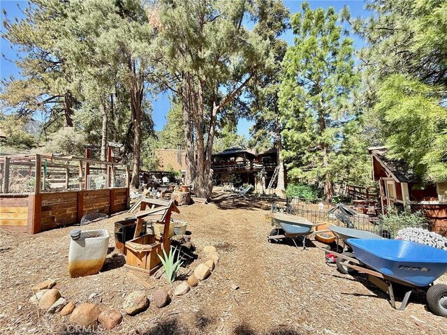 1827 Matterhorn Dr, Pine Mountain Club, CA 93222 - photo 4