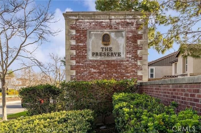 8160 W Preserve, Chino, CA 91708 - community / neighborhood sign featuring fence