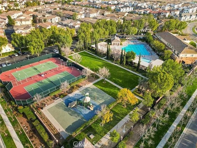bird's eye view of a pool area