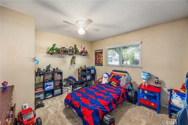 bedroom featuring carpet floors and ceiling fan