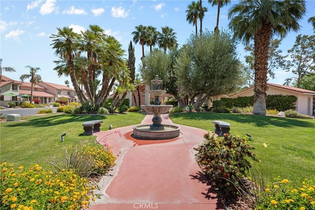 6134 Arroyo Rd Unit 3, Palm Springs, CA 92264 - view of home's community with a yard