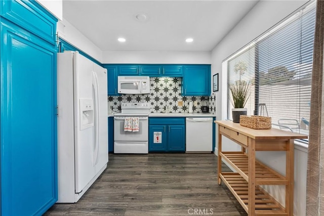 6134 Arroyo Rd Unit 3, Palm Springs, CA 92264 - kitchen featuring white appliances, blue cabinetry, light countertops, dark wood-style flooring, and recessed lighting
