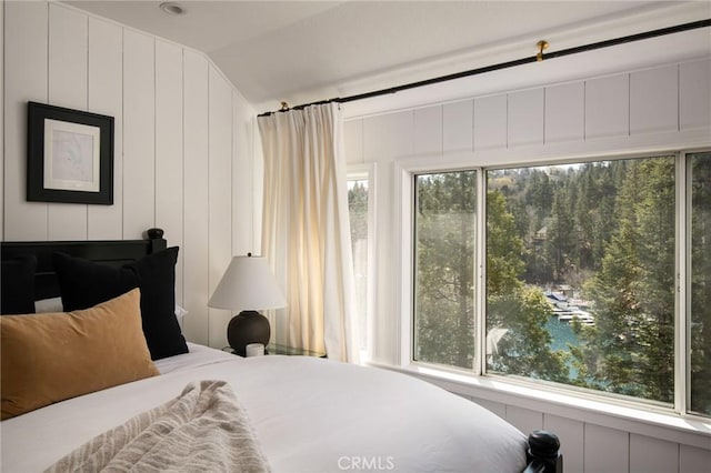 28956 Palisades Dr, Lake Arrowhead, CA 92352 - bedroom with vaulted ceiling