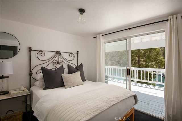28956 Palisades Dr, Lake Arrowhead, CA 92352 - bedroom with access to exterior
