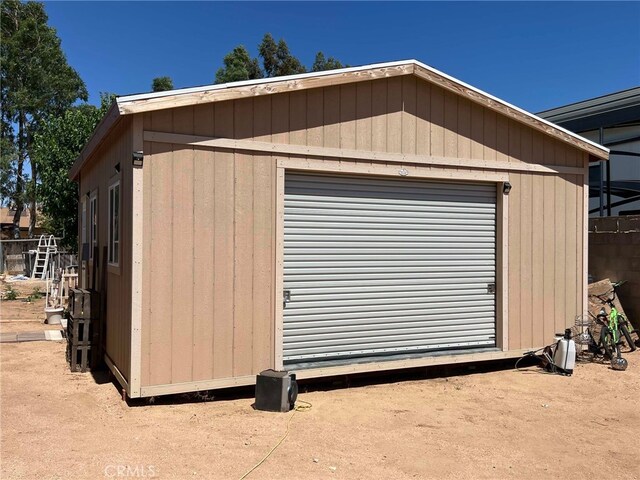 7477 Corona Ave, Hesperia, CA 92345 - view of outbuilding with an outbuilding