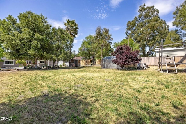 8730 Junipero Ave, Atascadero, CA 93422 - view of yard