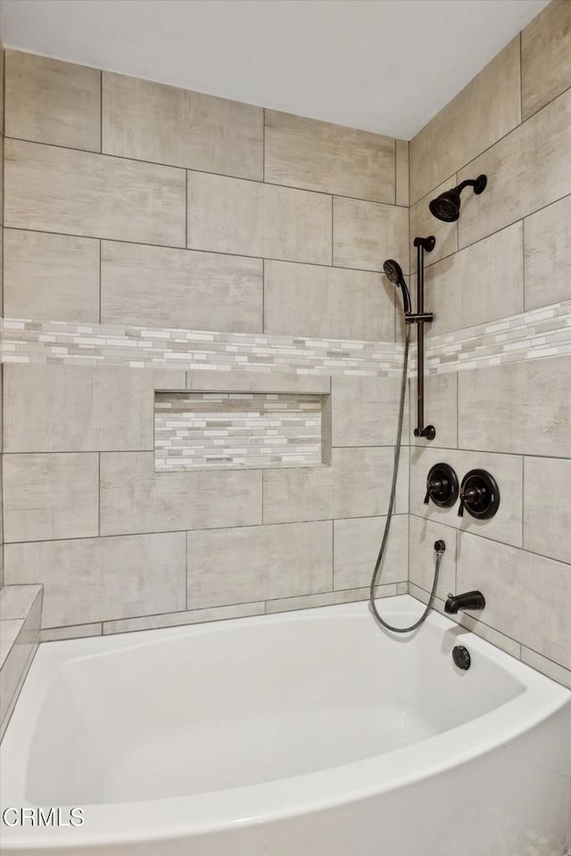 8730 Junipero Ave, Atascadero, CA 93422 - full bathroom with shower / washtub combination